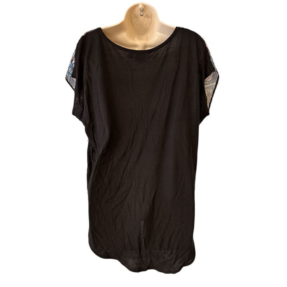 Rock & Republic Blouse Top Womens Size Medium Geometric Scoop Neck Cap Sleeve - Picture 3 of 7